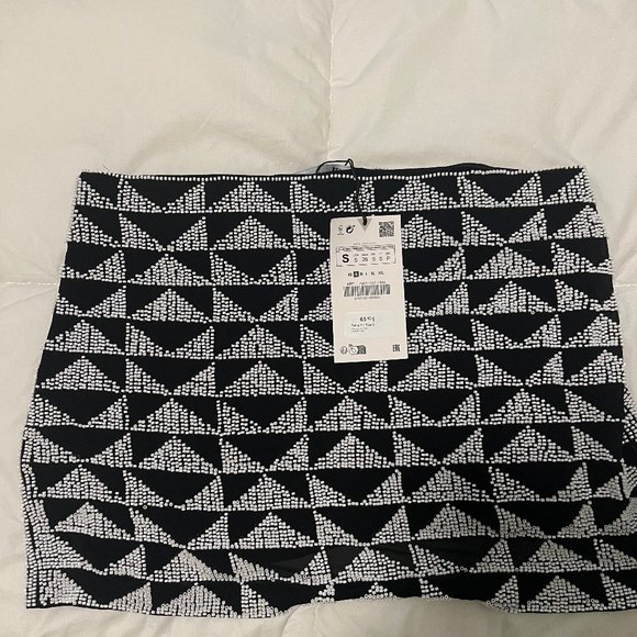 Zara beaded mini skirt - never worn - Picture 1 of 2